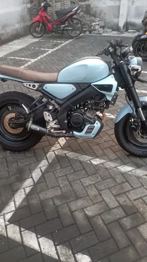 Yamaha xsr 155...
