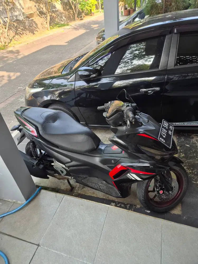 Di Jual Yamaha Aerox tahun 2021 merah