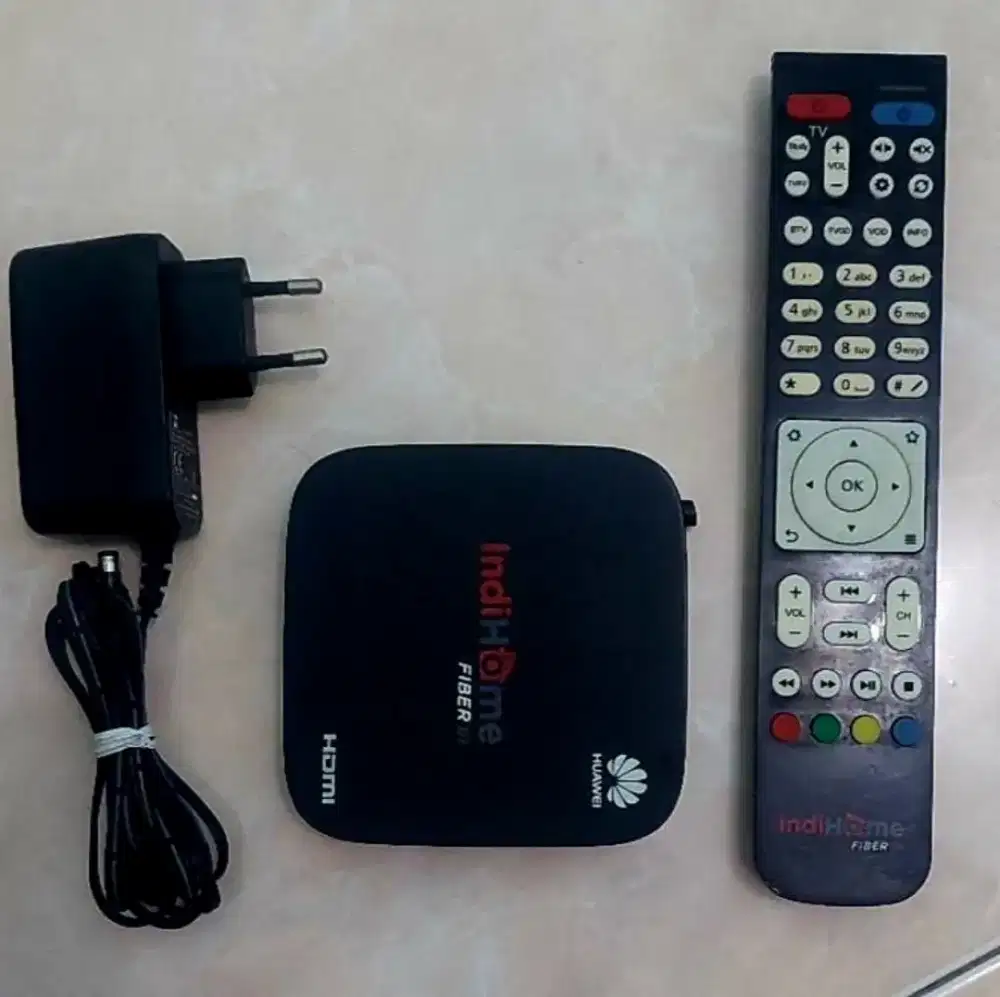 Android tv box HUAWEI ram 2gb kondisi bagus.