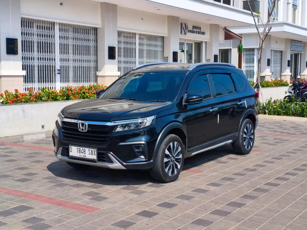 HONDA BR-V PRESTIGE MATIC 2023 Dp minim 5 juta