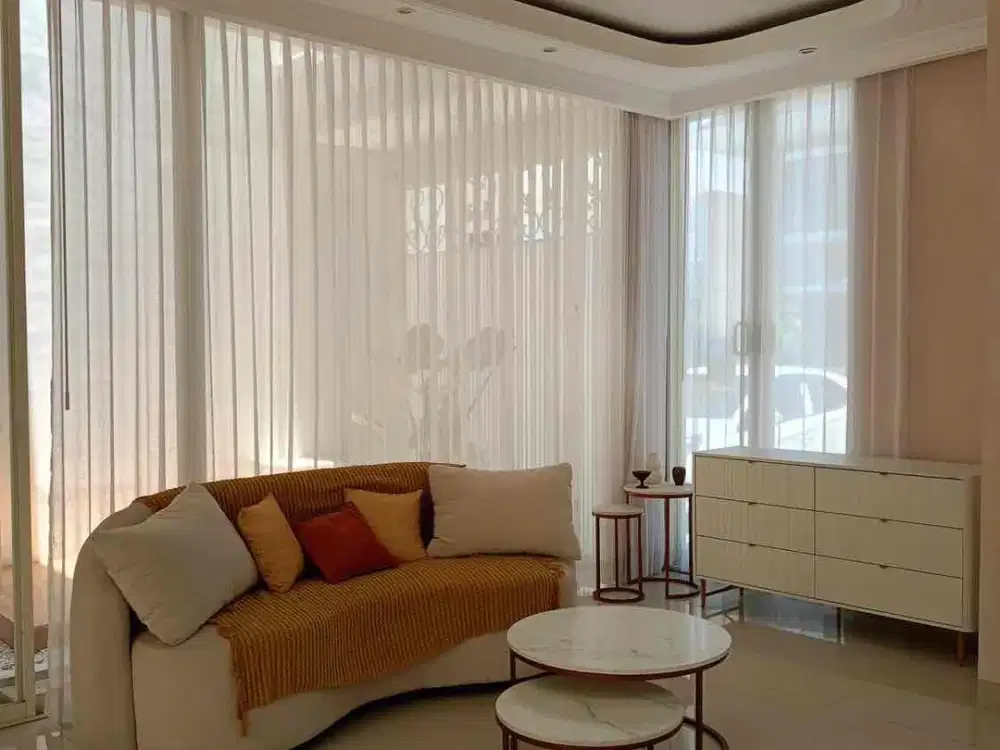 Full Furnish! Dijual / Disewakan Cluster Pakuwon City! 2 Lantai!