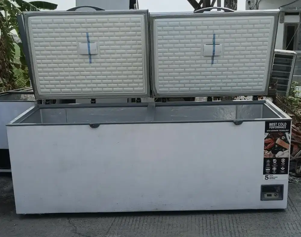 Freezer. Flizer. Pliser 1200L GEA