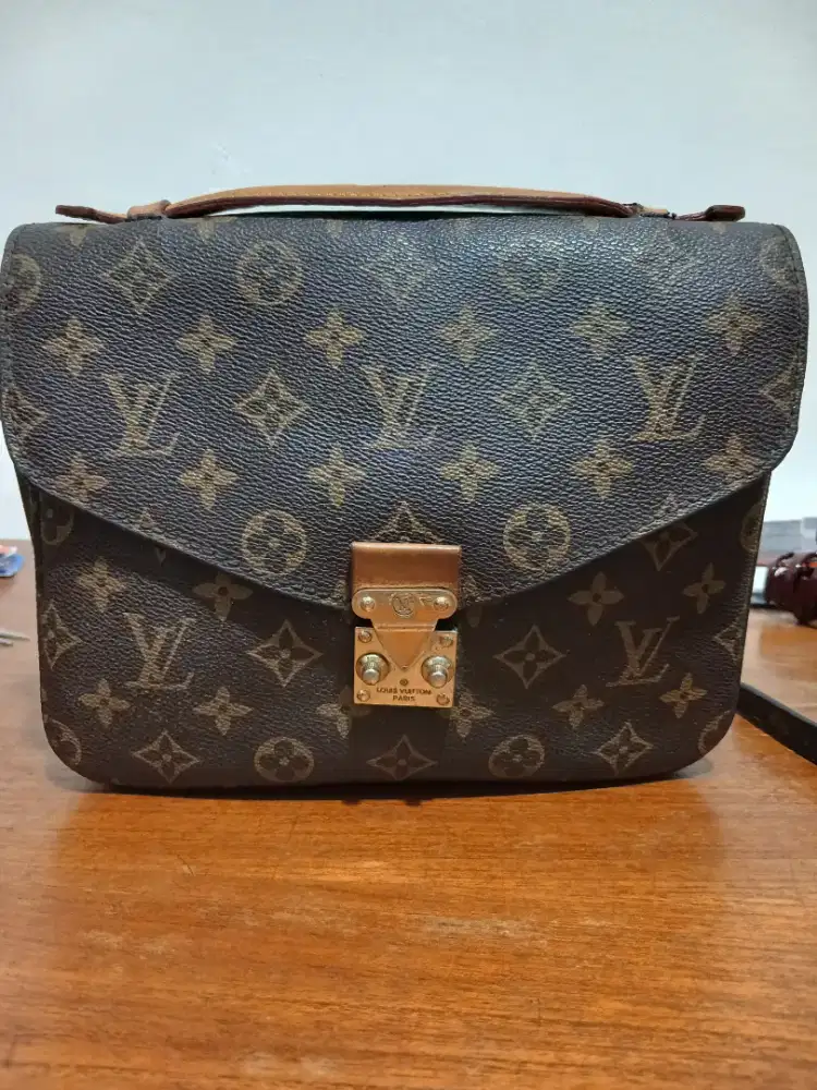 Tas lv cantik dan keren