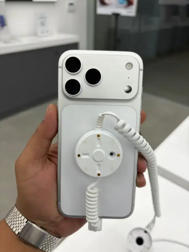 IPHONE 17 PRO MAX CICILAN 0% PAKAI KREDIVO DI DIGIMAP TASIKMALAYA