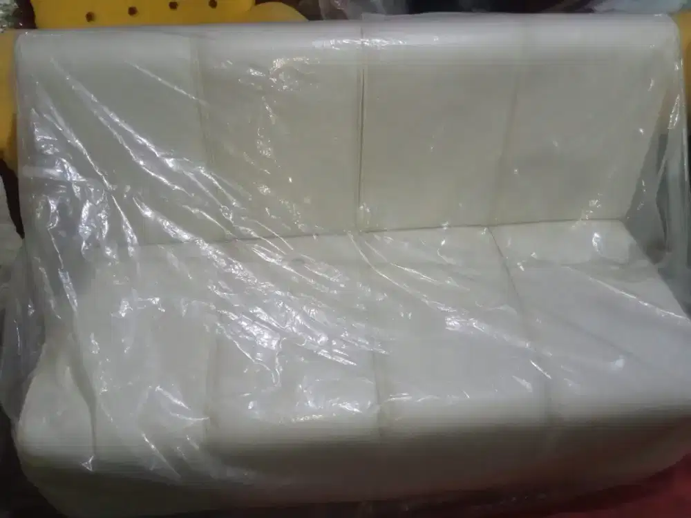 Di jual sofa berbentuk sekat roti sobek 4 bagian