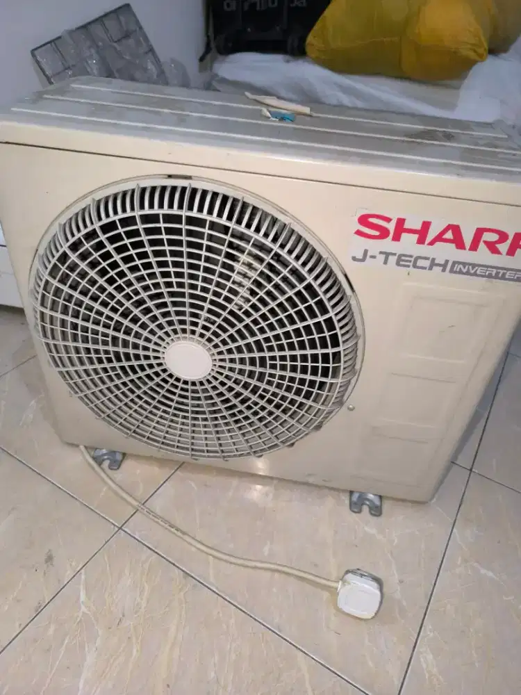 DIJUAL AC Sharp J-Tech Inverter 1,5 pk second kondisi bagus