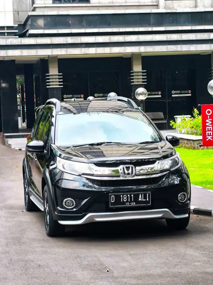 HONDA BR-V E PRESTIGE 1.5 AT 2016