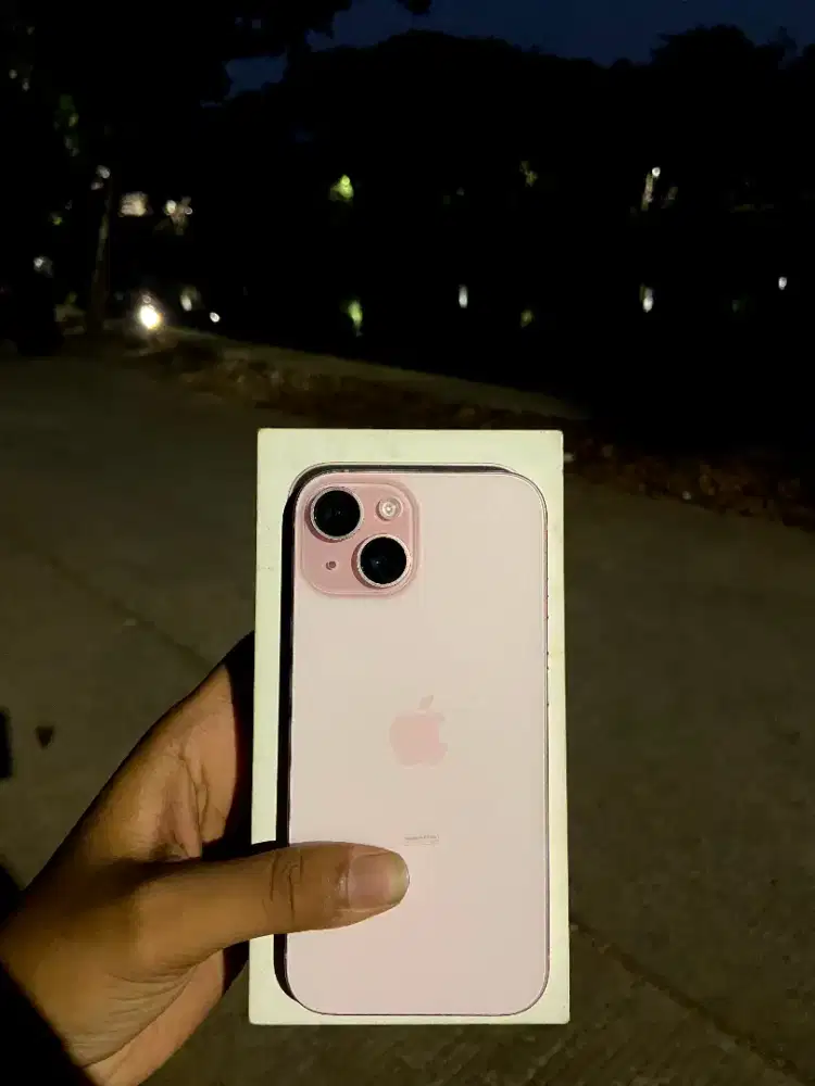 iPhone 15 128GB