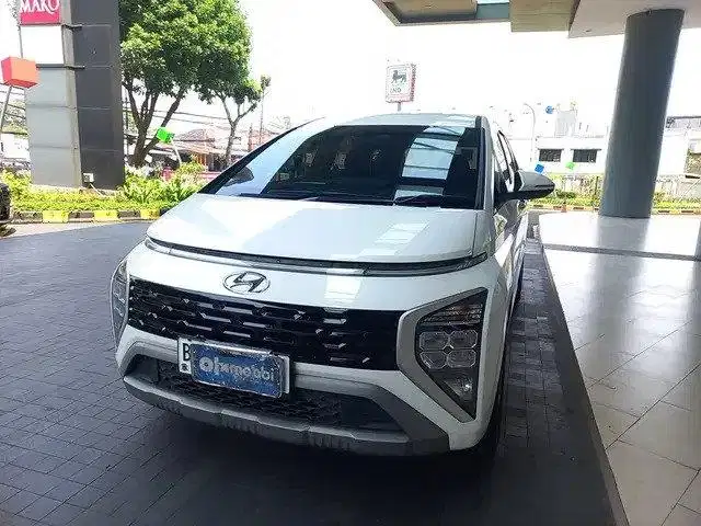 KM RENDAH - Hyundai Stargazer 1.5 Prime Bensin-AT 2025