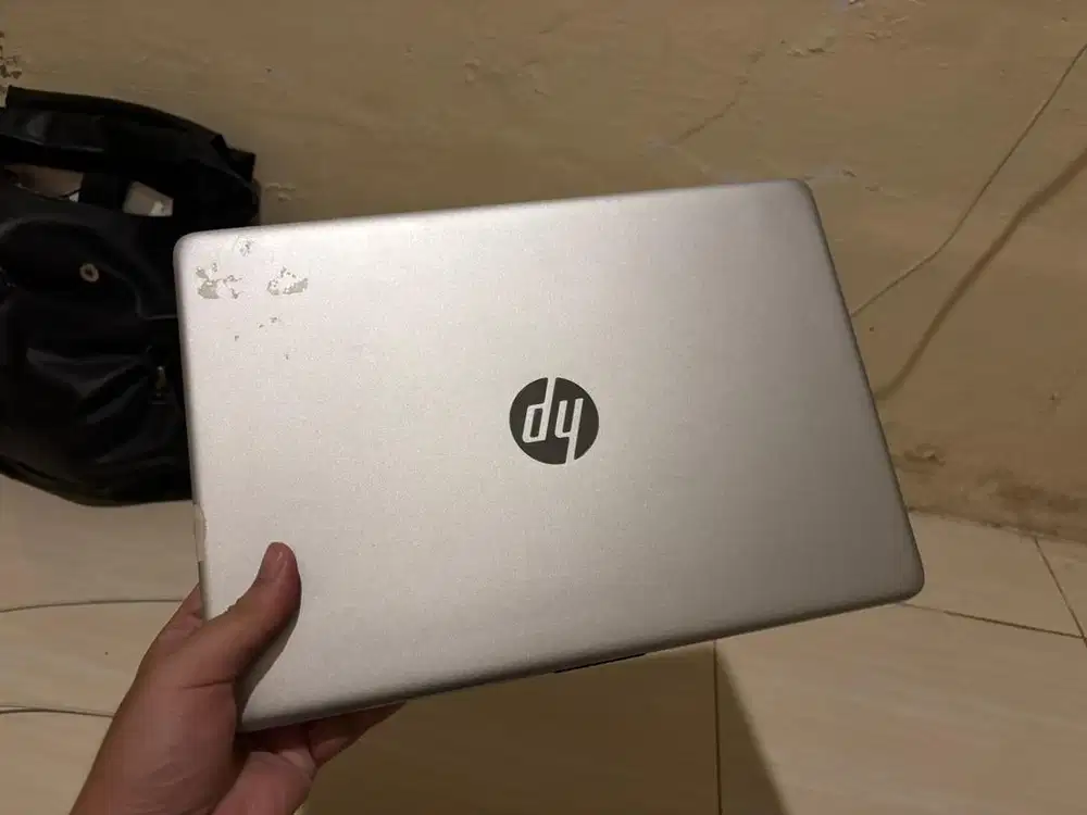 Laptop HP + charger Sleeve case
