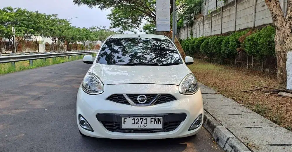Nissan March 2015 Bensin