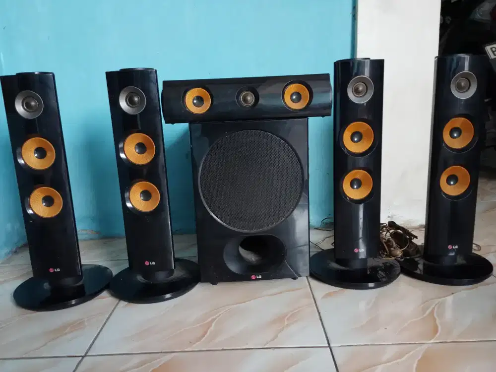 SPEAKER HOME TEATHER MEREK LG