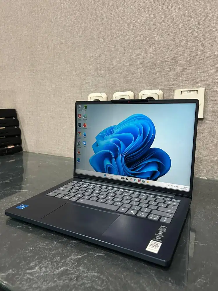 Laptop Lenovo IdeaPad Slim 3 - Intel Core i5 Gen 13