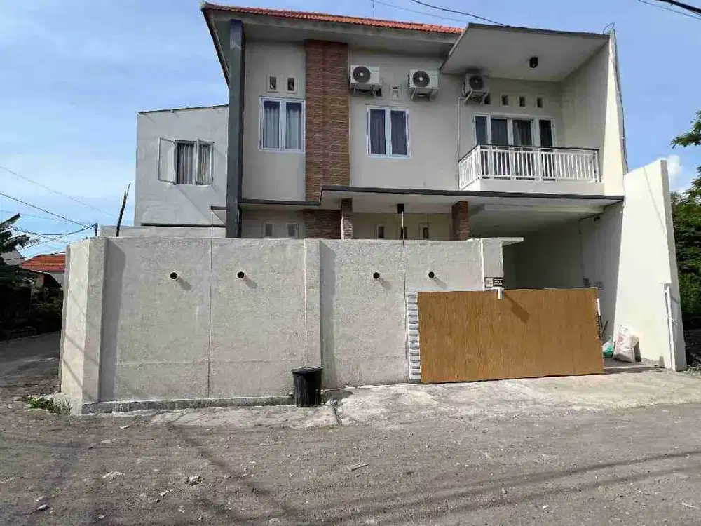 RUMAH SEMI VILLA DI KAWASAN SANUR DEKAT TEMPAT WISATA