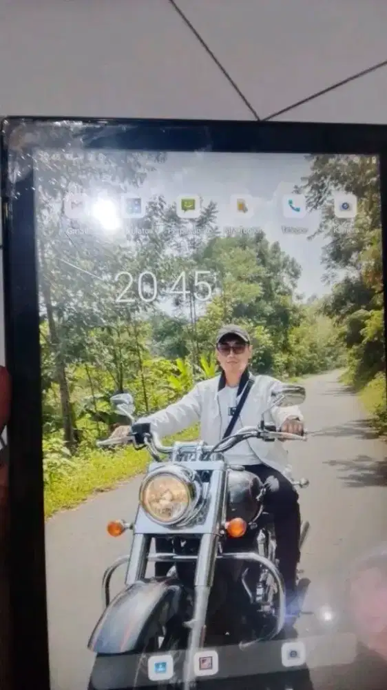 Tablet cina bekas
