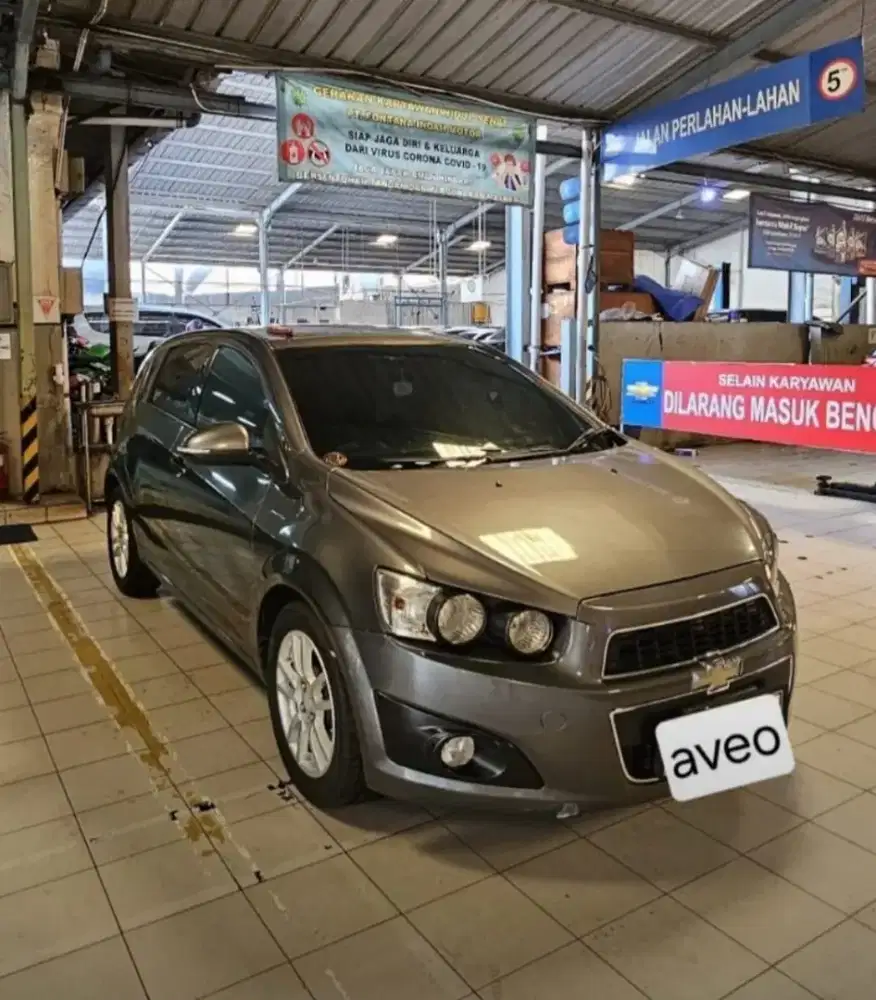 Dijual mobil Chevrolet Aveo Sonic 1.4LT