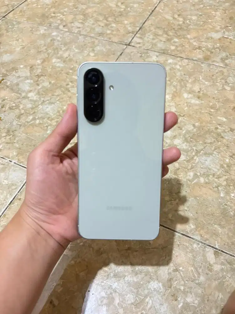 Dijual samsung A56
