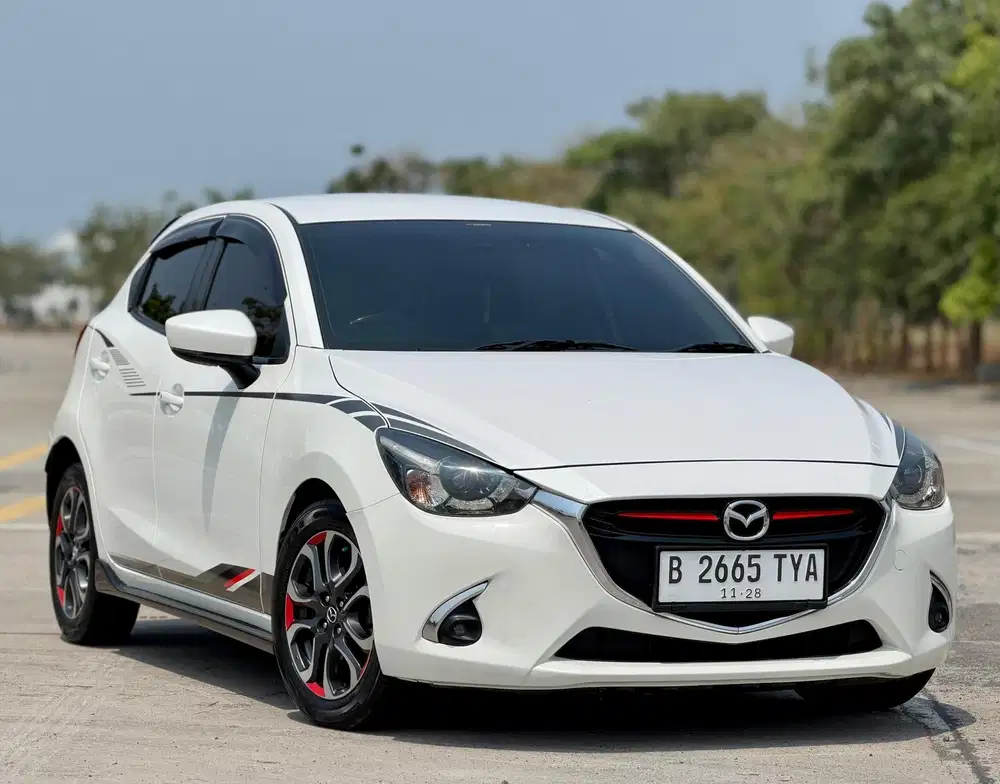 DP 12 jt! Mazda 2 R Matic 2018 Limited Antik Km 90rb Record!!