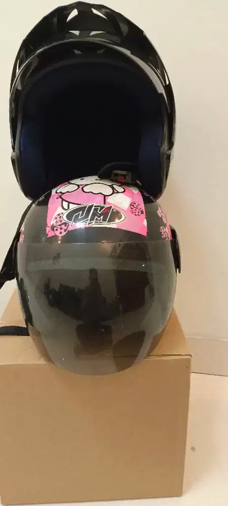 Jual helm original Yamaha Free Go BONUS helm JM Hello Kitty