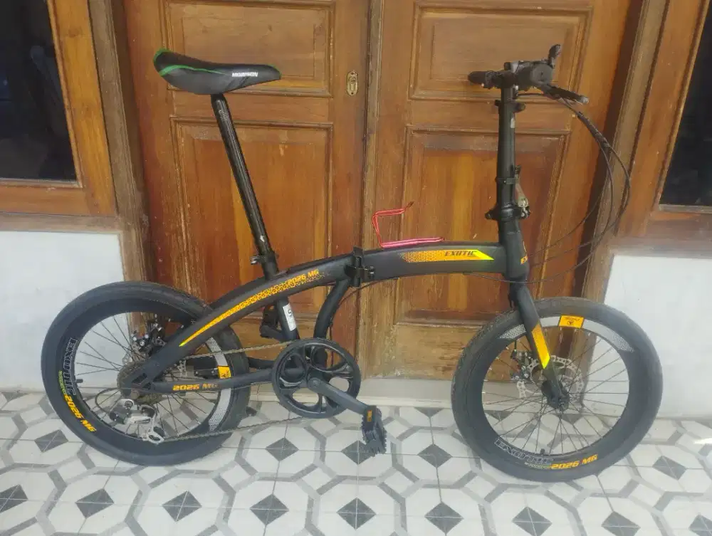 Sepeda lipat 20inc bagus like new