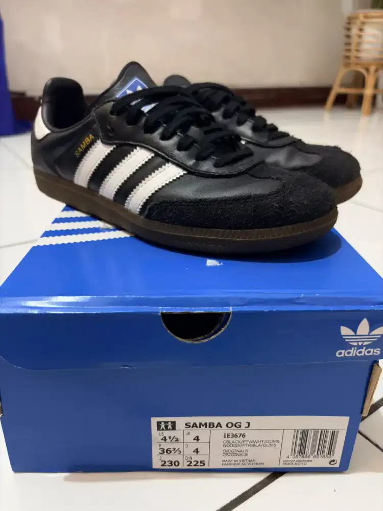 DIJUAL SEPATU ADIDAS SAMBA OG UK 36.5