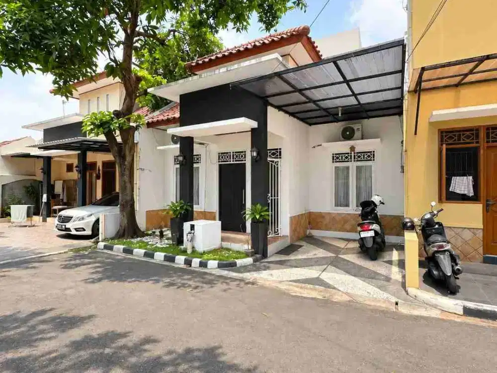 Rumah Secondary Luas di Tanjung Barat