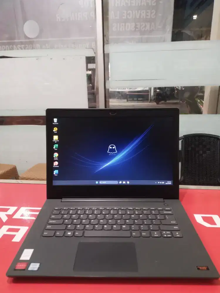 Lenovo V130-14IKB