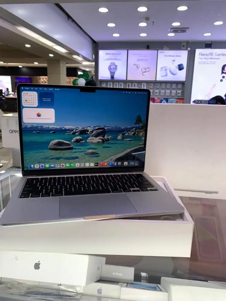 Macbook Air M4 16/256 Gb Silver ibox garansi panjang