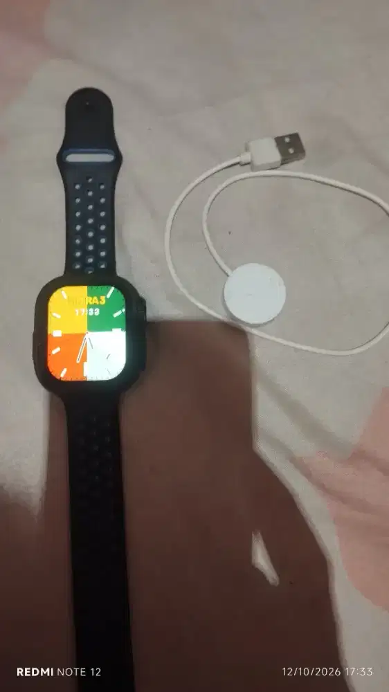 Jam tangan smartwatch