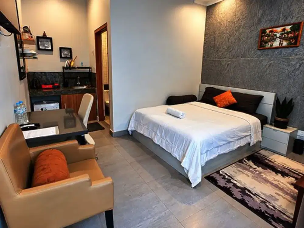 [AMR-058.STJ] Grey Studio Apartment for Monthly Rent in Sanur Kaja, Denpasar