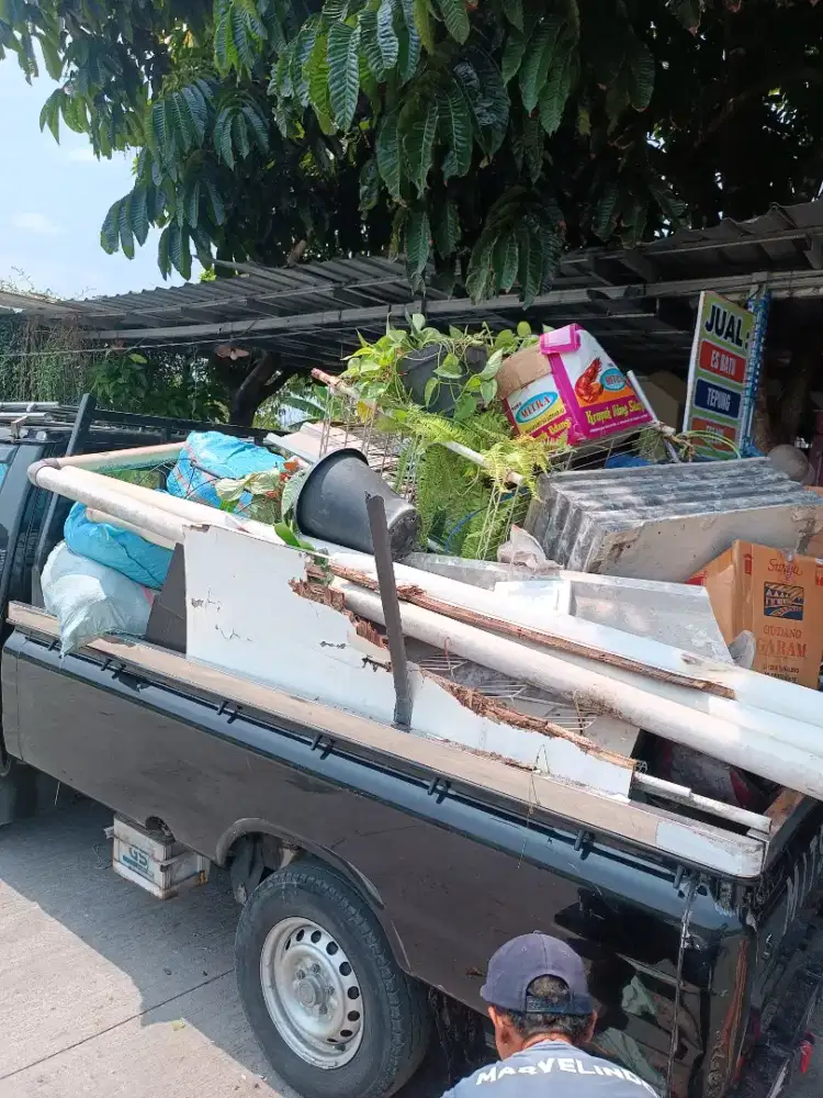 Jasa angkut buang