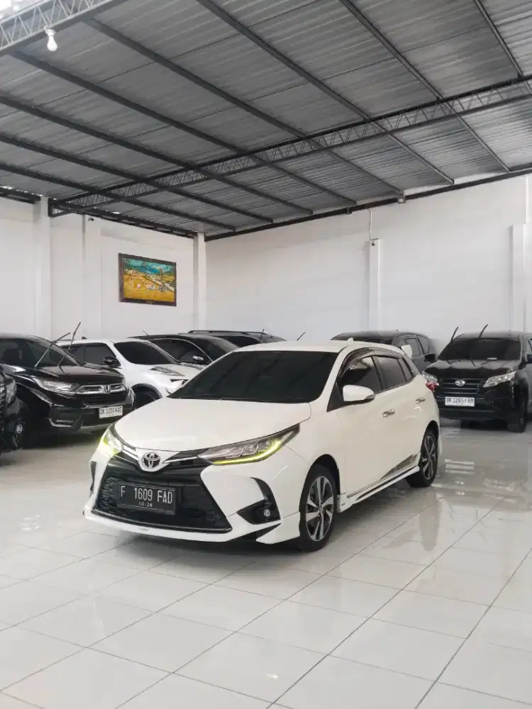 YARIS GR SPORT MATIC TERIMA DK SIAP PAKAI