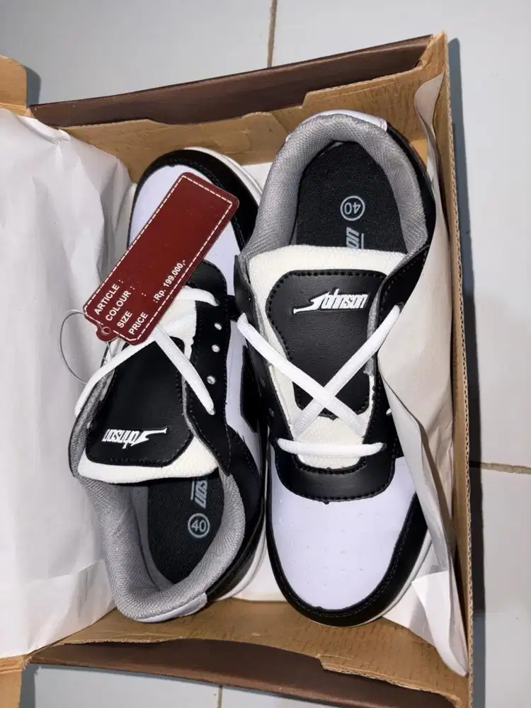 SEPATU JOHNSON - MULUS UNISEX