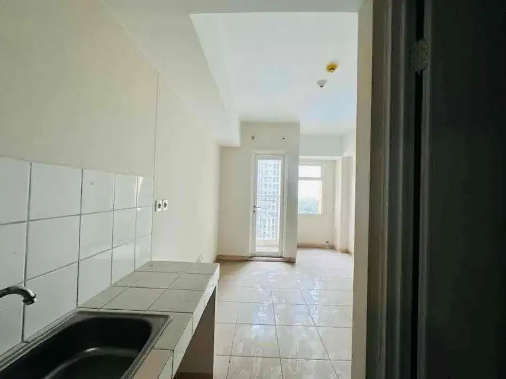 Jual Apartm Springlake Summarecon Bekasi View Pool