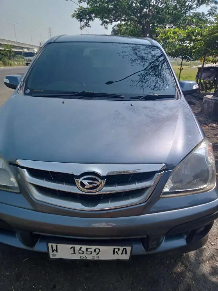 Daihatsu Xenia 2009 Bensin