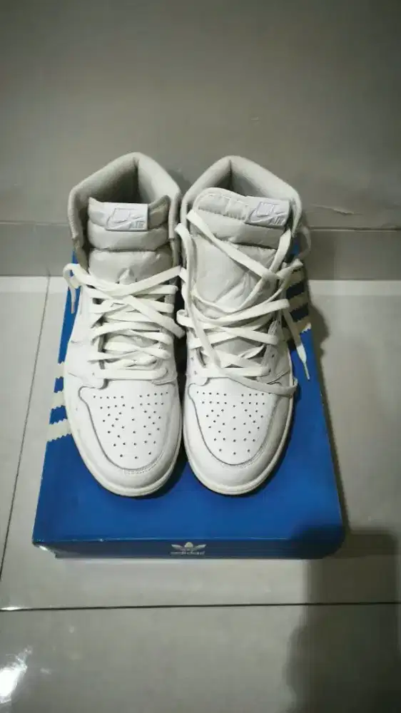 Air Jordan 1 Retro High BEKAS