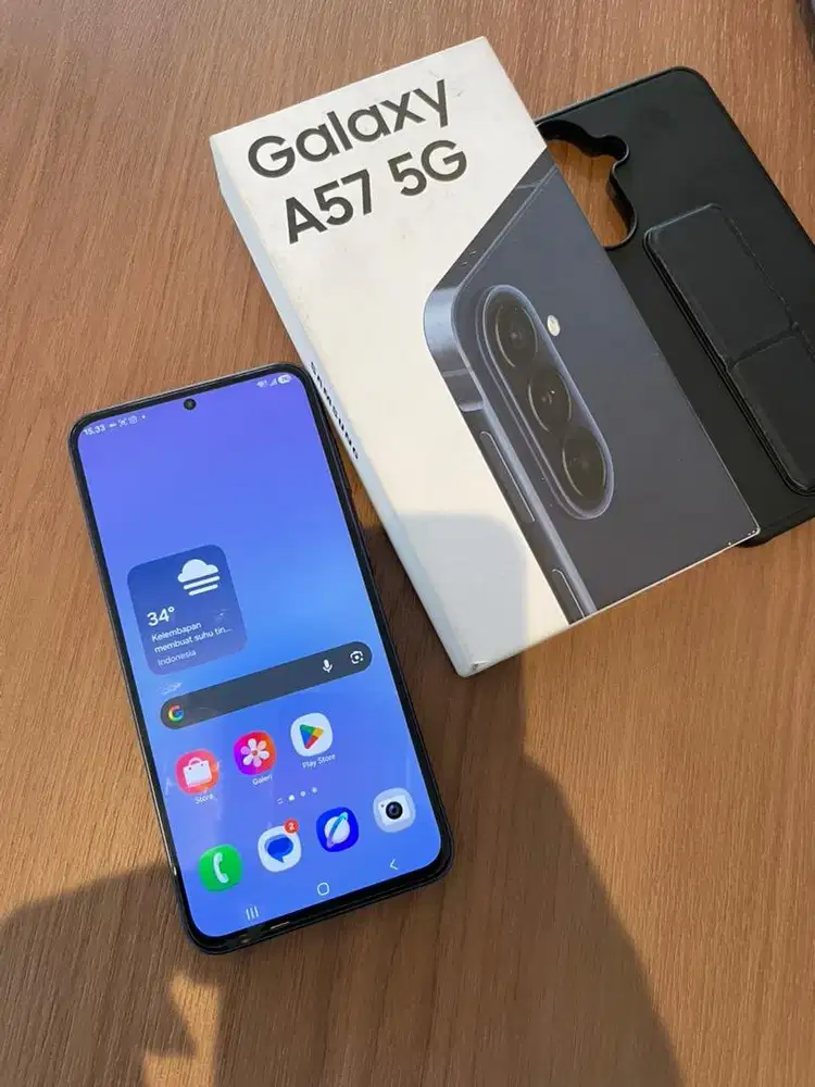 Samsung galaxy A57 garansi 9 bulan like new