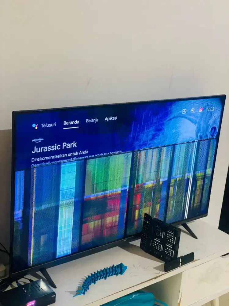 TV Xiaomi Bezellesss 43 inch Layar LCD Rusak Tapi Mesin OK