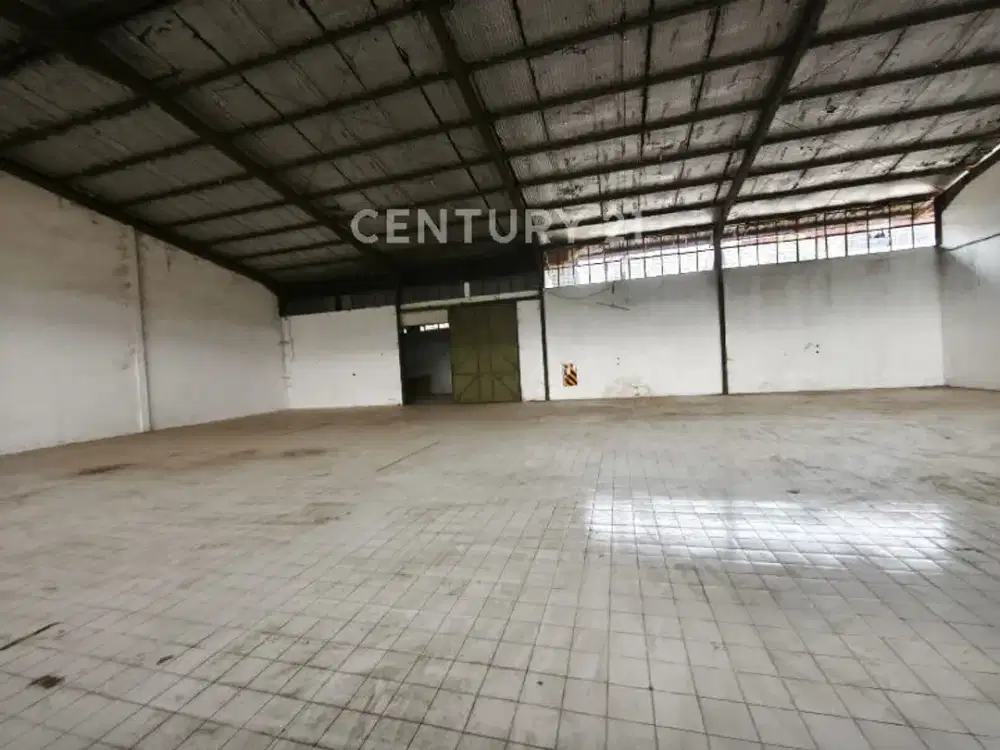 Gudang Di Area Cibolerang Babakan Ciparay Kota Bandung