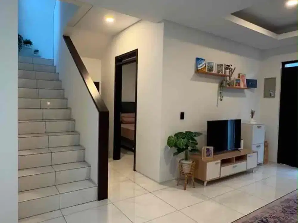 Disewakan Rumah 
Tatar Tarubhawana Kota Baru Parahyangan KBP
