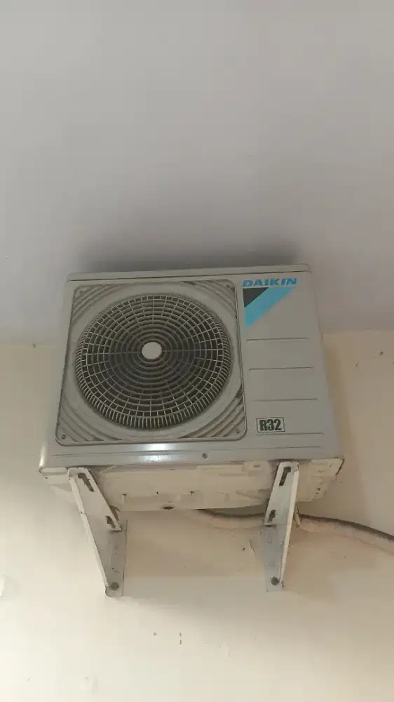 Dijual ac daikin