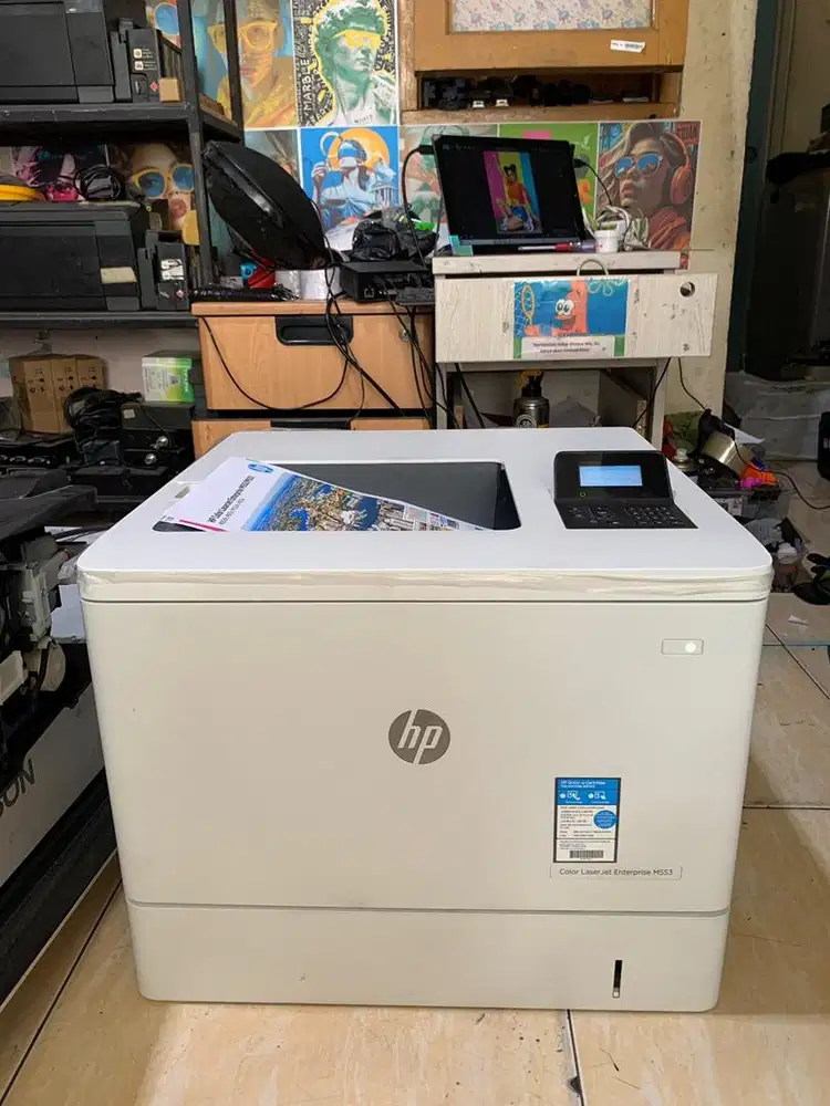 Printer HP Color Laserjet enterprise M553n