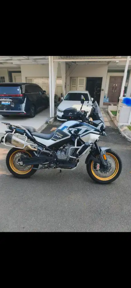 Cfmoto 800 mt explorer
