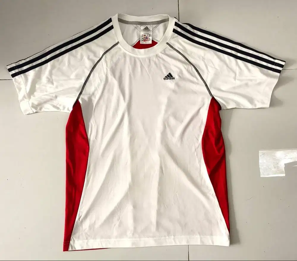 Kaos ADIDAS Original MERAH PUTIH size M