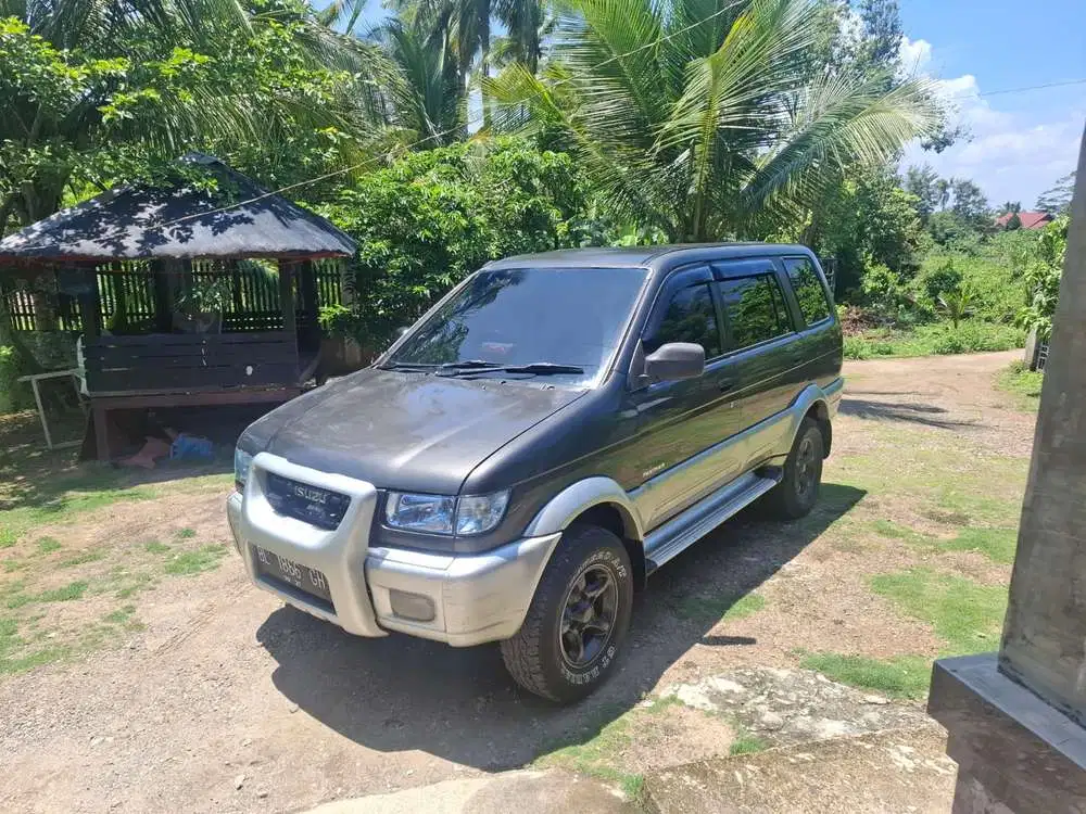 Isuzu Grand touring 2002 Diesel