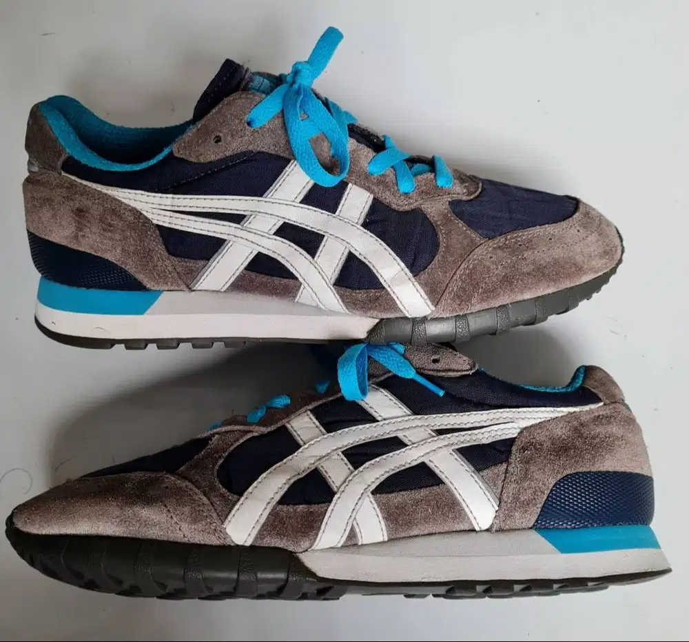 Sepatu Onitsuka Tiger Navy Blue White size 41.5