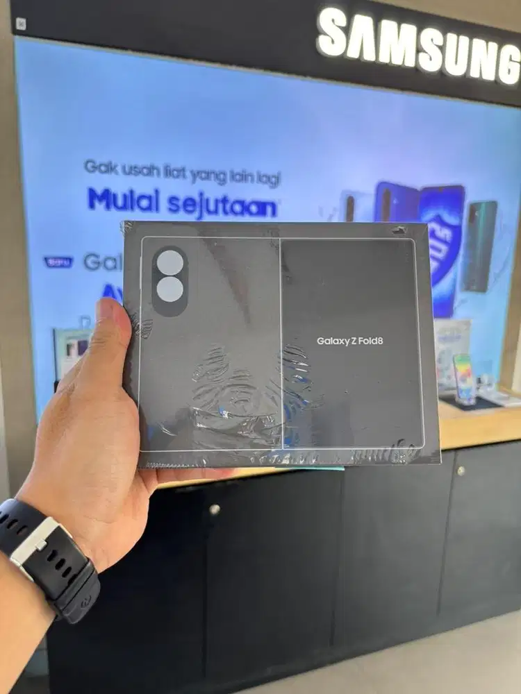 Samsung Galaxy Z Fold 8
