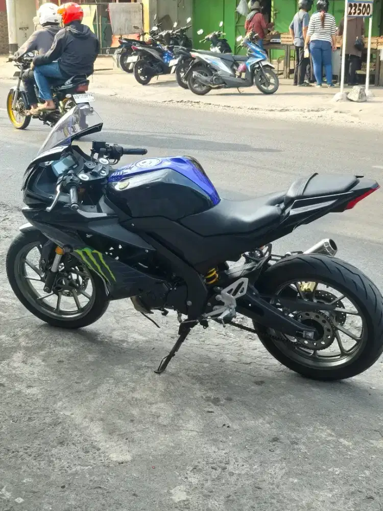 YAMAHA R15 V3 2019