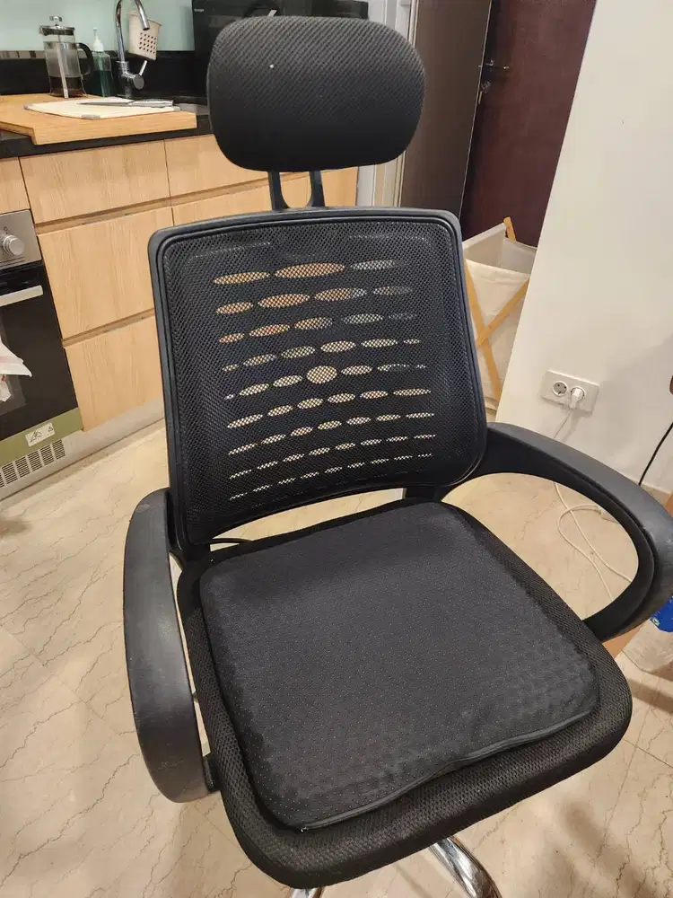 Kursi Kantor Ergonomis Mesh Hitam + Headrest & Bantal Duduk
