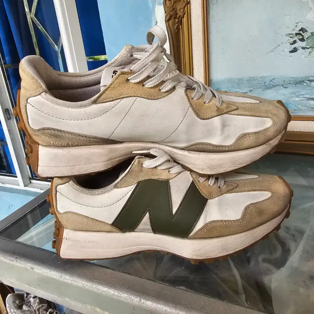 Sepatu NB New Balance 327 Original Size 44 Insole 28